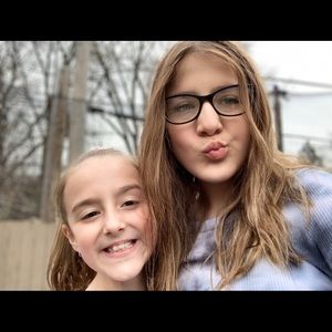 Meet your Posher, Angela